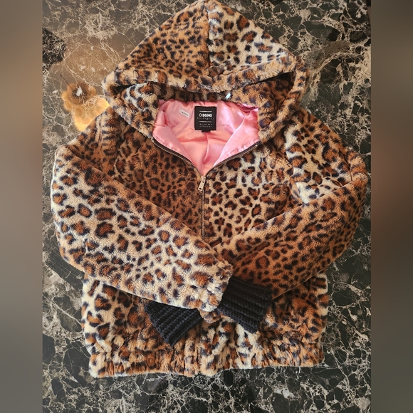 Leopard Print Coat - Picture 1 of 3